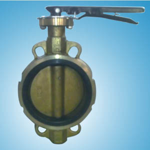 �ք��~���y